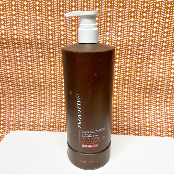 Prototype 2-in-1 Hydrating Shampoo & Conditioner - Picture 1 of 4